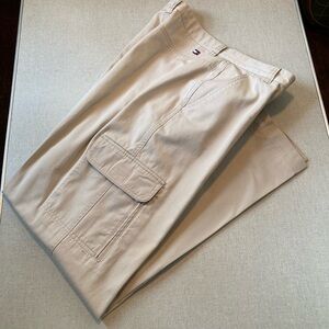 Tommy Hilfiger, Women’s size 8, Tan, Cargo Pants.